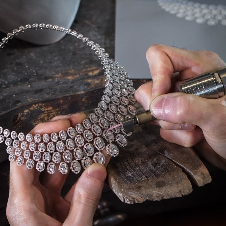 how to become a jewelry designer